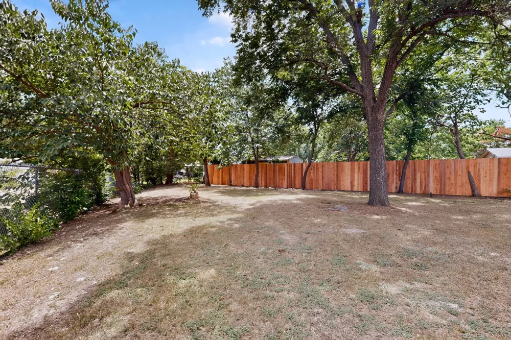 409 Opal Street Saginaw, TX 76179