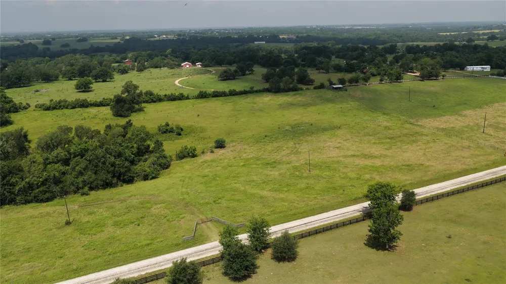 1 Brown College Lane Washington, TX 77880