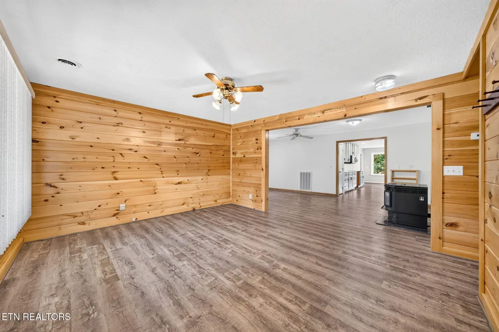 129 Melton Lane Monterey, TN 38574