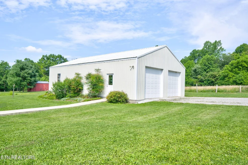 129 Melton Lane Monterey, TN 38574