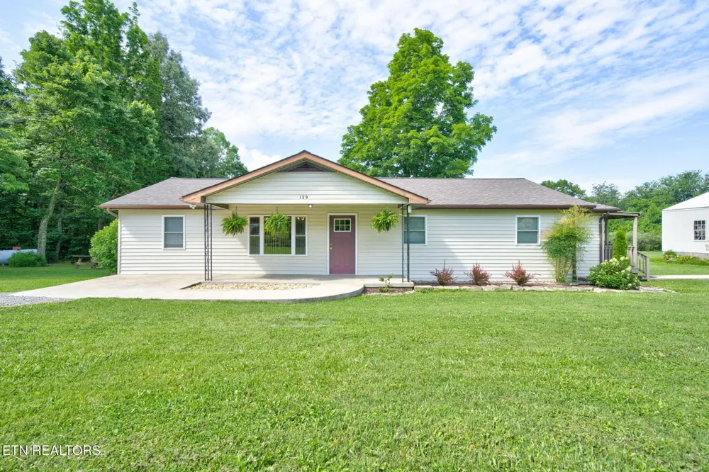 129 Melton Lane Monterey, TN 38574
