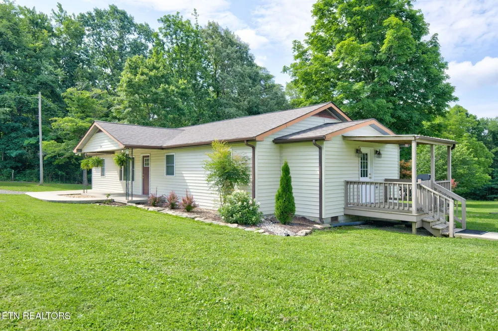 129 Melton Lane Monterey, TN 38574