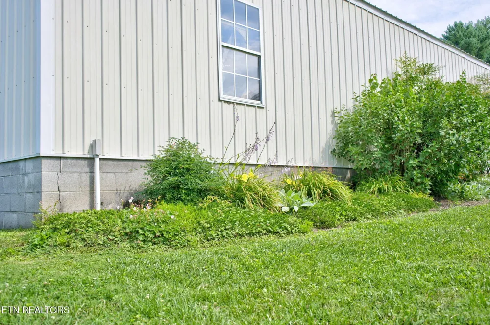 129 Melton Lane Monterey, TN 38574