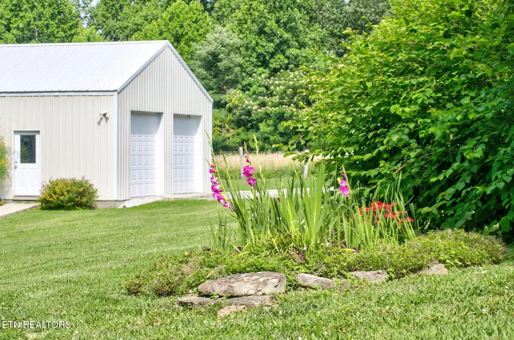 129 Melton Lane Monterey, TN 38574