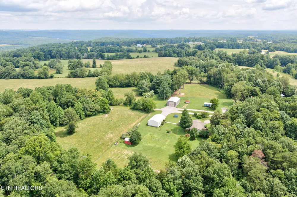 129 Melton Lane Monterey, TN 38574