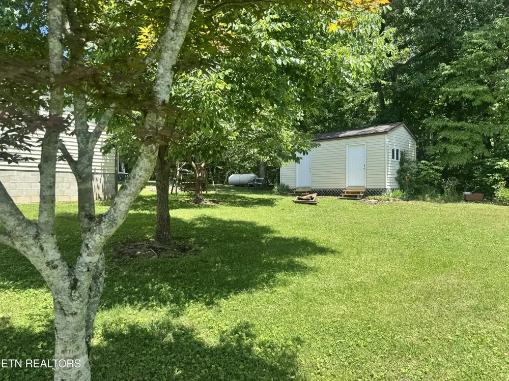 129 Melton Lane Monterey, TN 38574