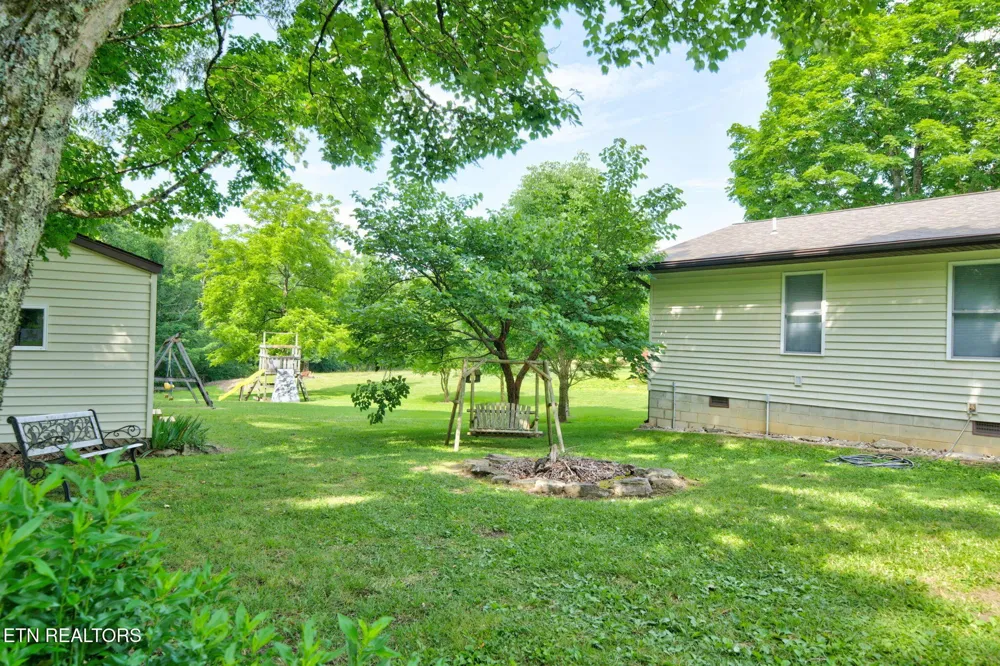 129 Melton Lane Monterey, TN 38574