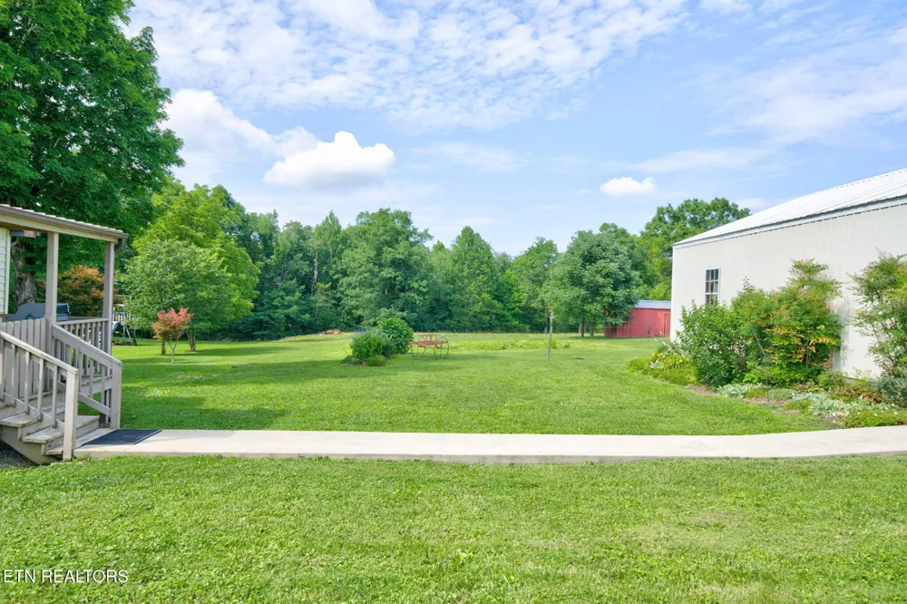 129 Melton Lane Monterey, TN 38574