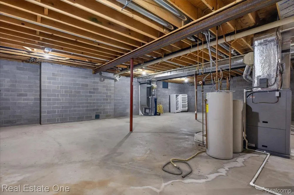 425 Courtney Road Addison Township, MI 48367