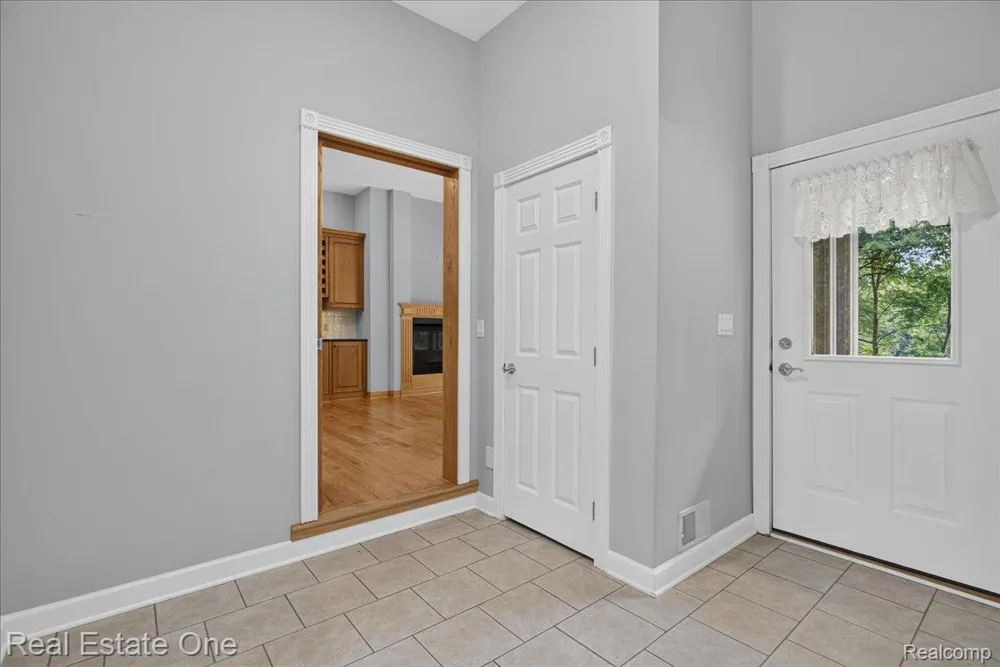 425 Courtney Road Addison Township, MI 48367
