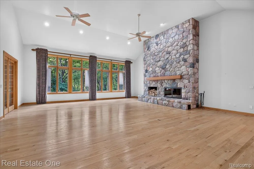 425 Courtney Road Addison Township, MI 48367