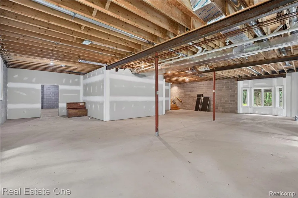 425 Courtney Road Addison Township, MI 48367