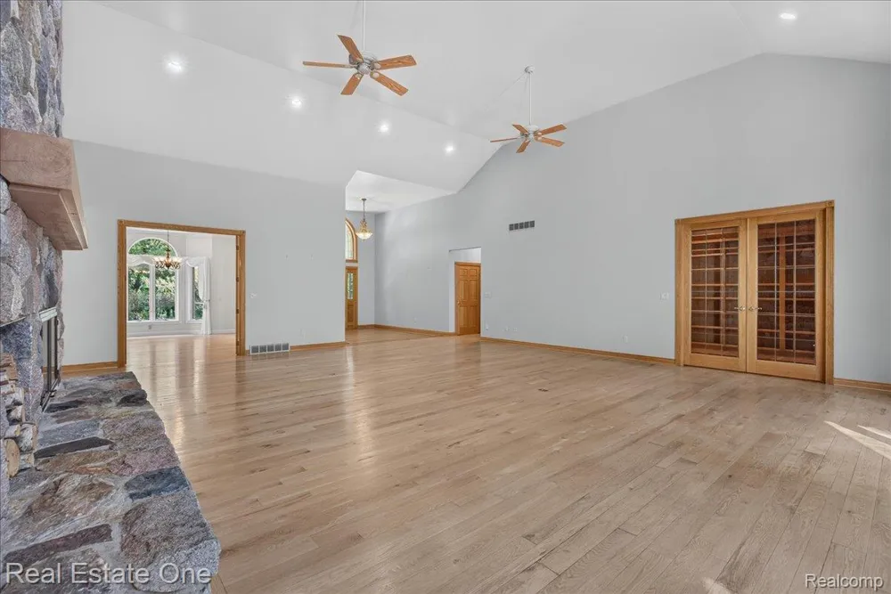 425 Courtney Road Addison Township, MI 48367