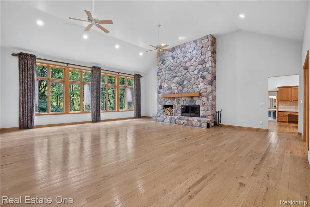 425 Courtney Road Addison Township, MI 48367