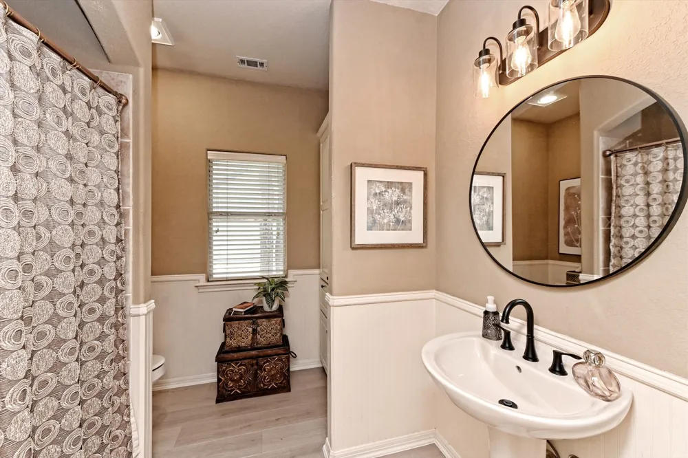 2405 Donner Path Round Rock, TX 78681