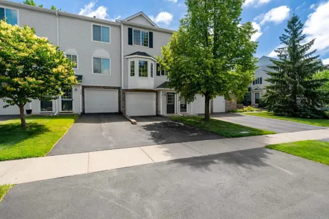 7772 Arboretum Village Circle