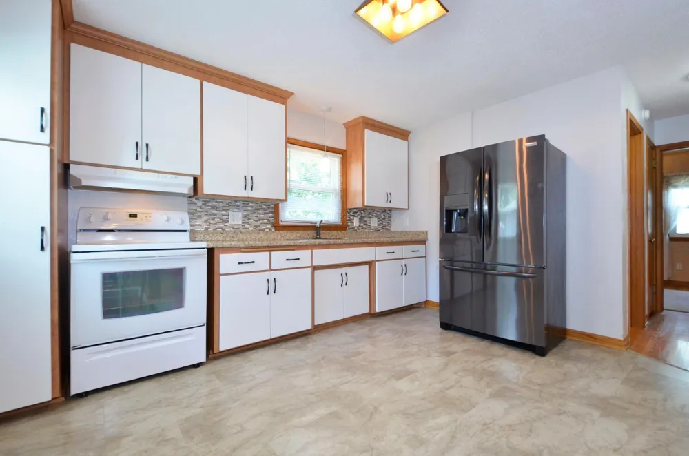 4639 Colorado Avenue Crystal, MN 55422
