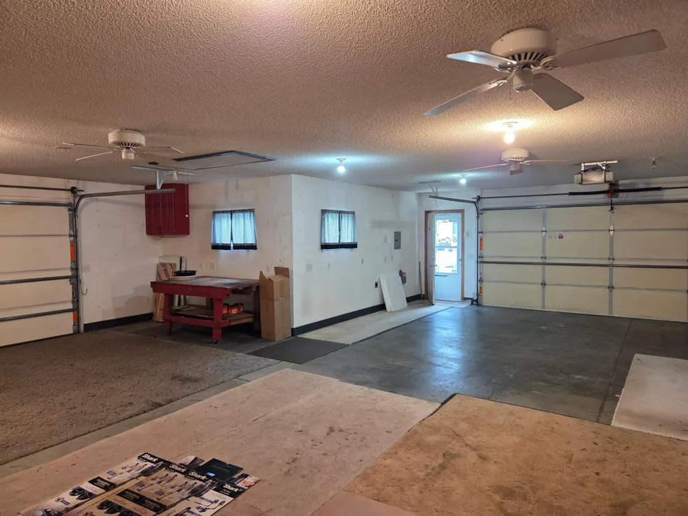 4639 Colorado Avenue Crystal, MN 55422