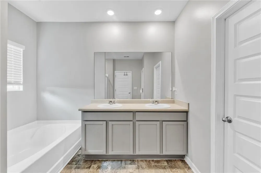 206 Graham Campbell Lane Statham, GA 30666