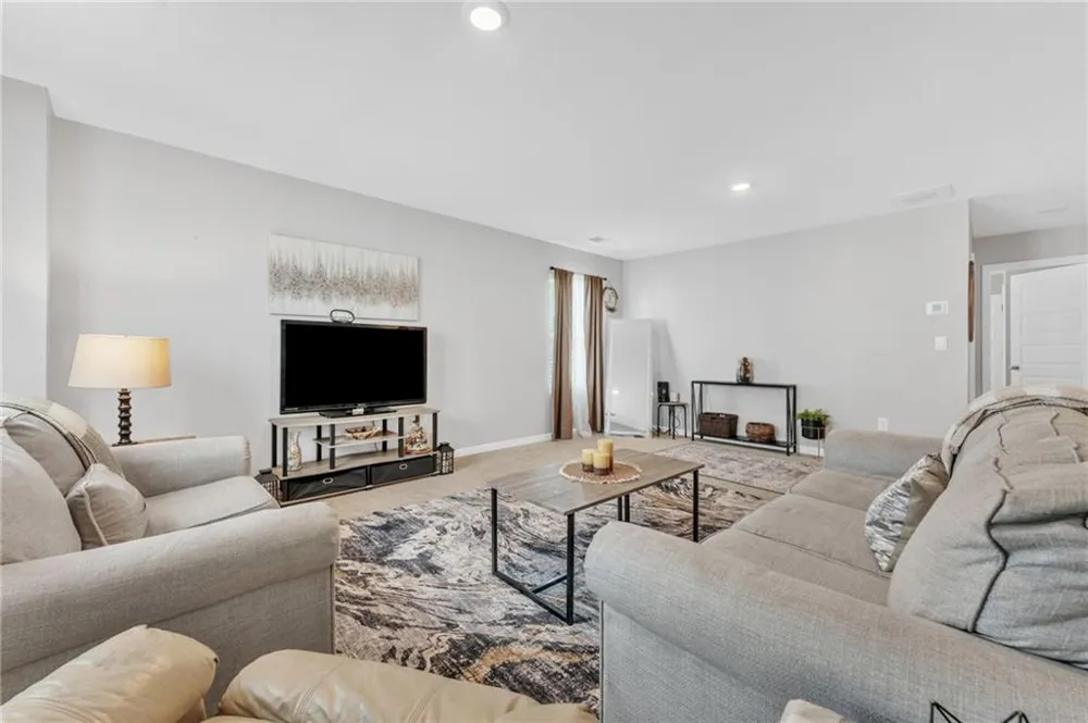 206 Graham Campbell Lane Statham, GA 30666
