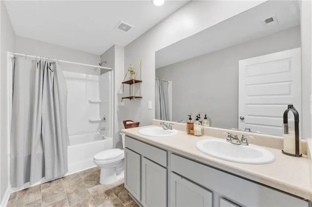 206 Graham Campbell Lane Statham, GA 30666