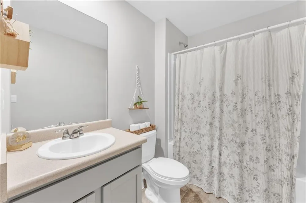 206 Graham Campbell Lane Statham, GA 30666