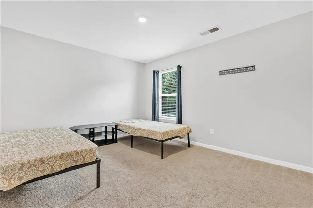 206 Graham Campbell Lane Statham, GA 30666