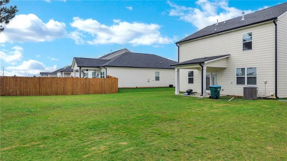 206 Graham Campbell Lane Statham, GA 30666