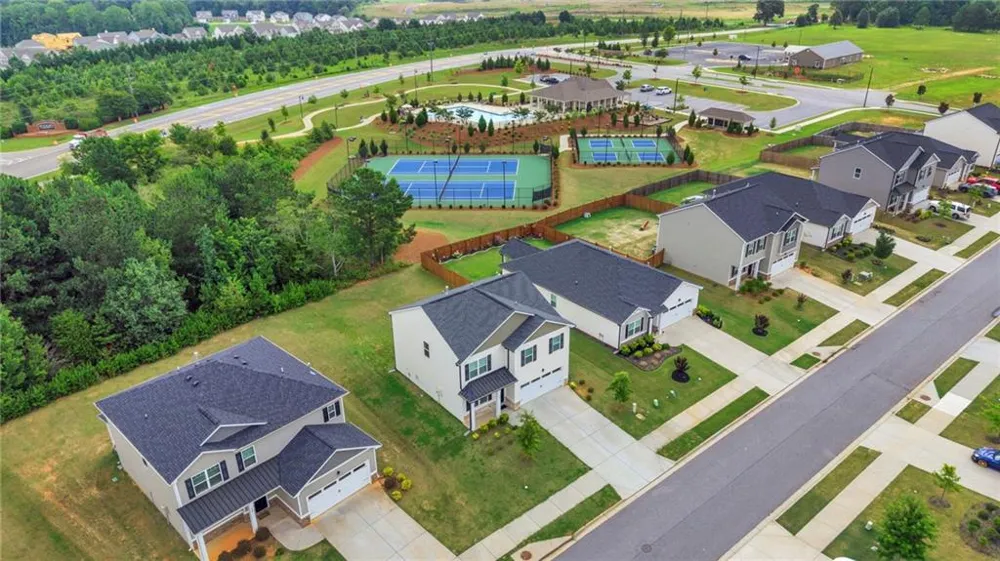 206 Graham Campbell Lane Statham, GA 30666