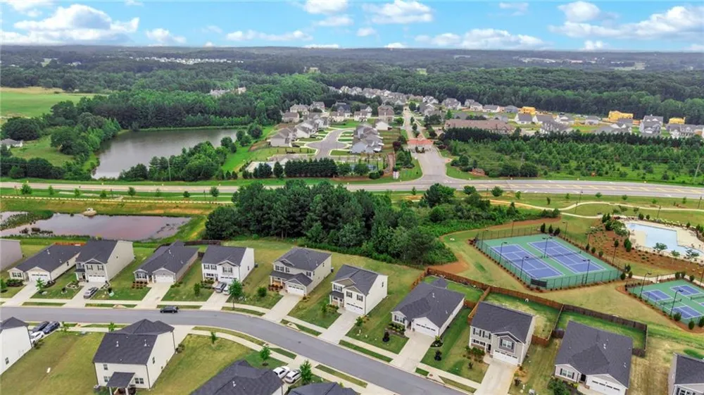 206 Graham Campbell Lane Statham, GA 30666