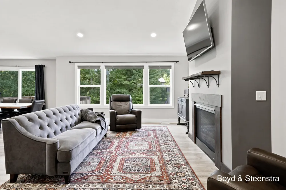 13092 Boulderway Trail Grand Haven Charter Township, MI 49417