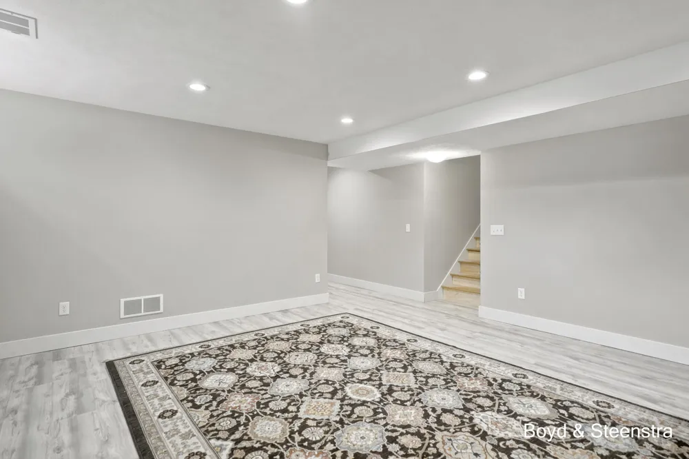 13092 Boulderway Trail Grand Haven Charter Township, MI 49417