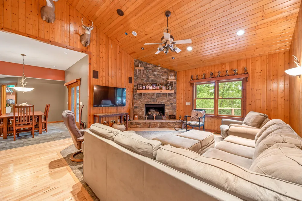 10810 Ingersoll Drive Reynolds Township, MI 49329