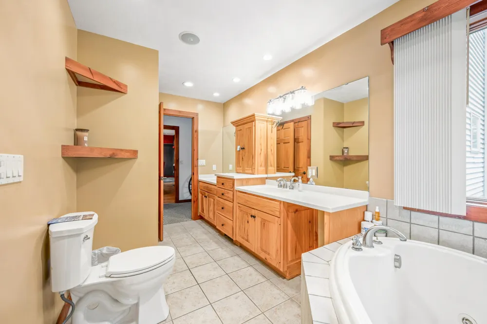 10810 Ingersoll Drive Reynolds Township, MI 49329