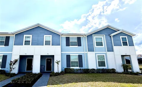 996 PARADISE DRIVE