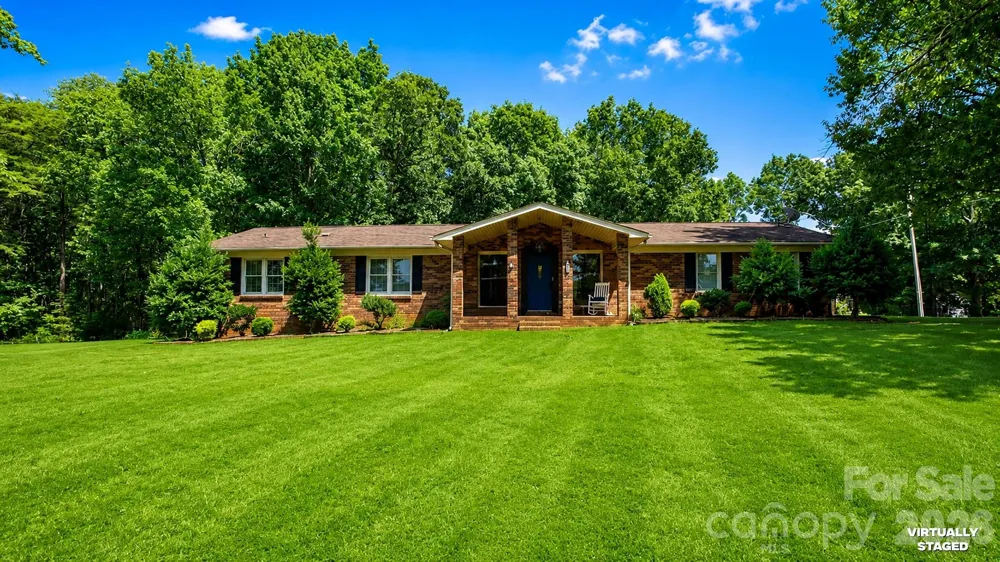 5374 NC 150 Highway Lincolnton, NC 28092