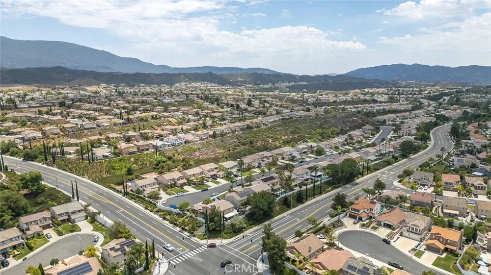 44713 Longfellow Avenue Temecula, CA 92592