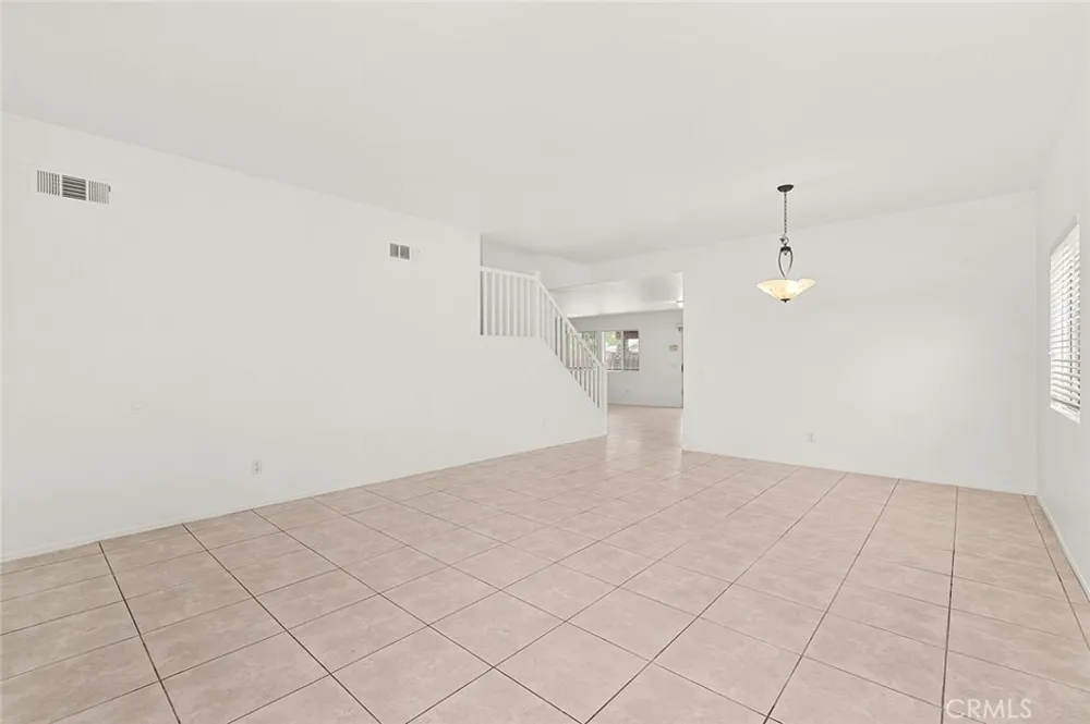 44713 Longfellow Avenue Temecula, CA 92592