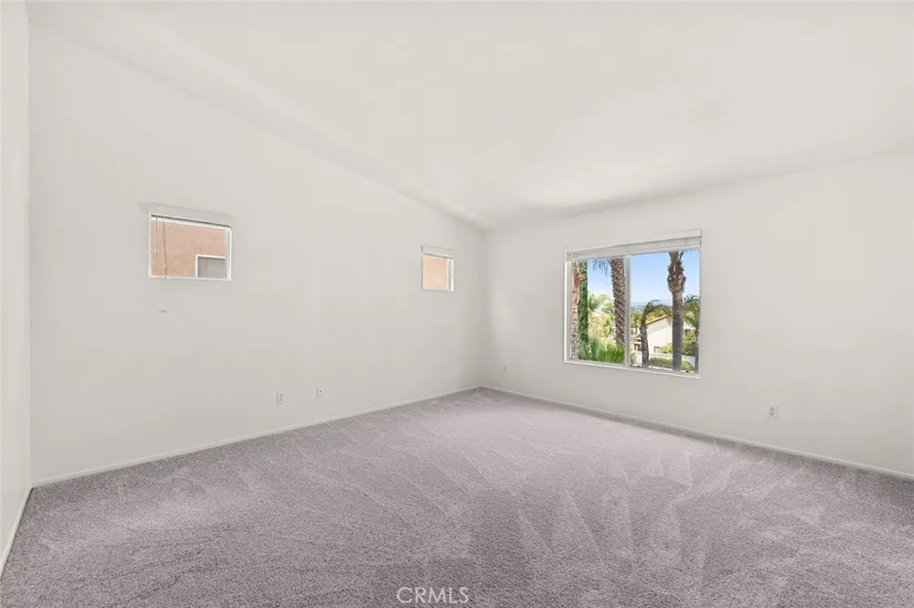 44713 Longfellow Avenue Temecula, CA 92592