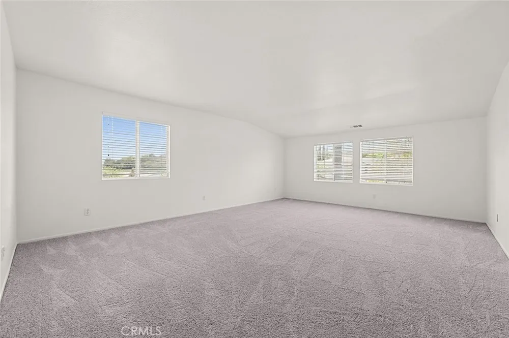 44713 Longfellow Avenue Temecula, CA 92592
