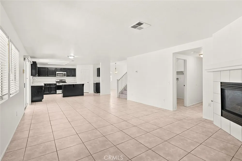 44713 Longfellow Avenue Temecula, CA 92592
