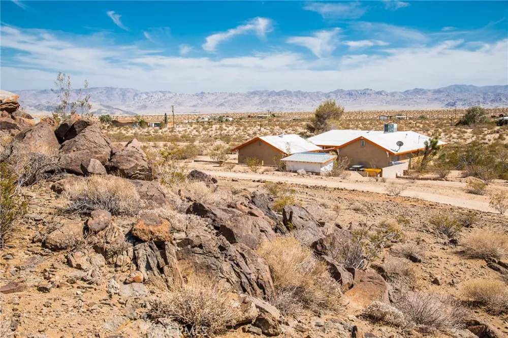 63525 Moonlight Mesa Joshua Tree, CA 92252