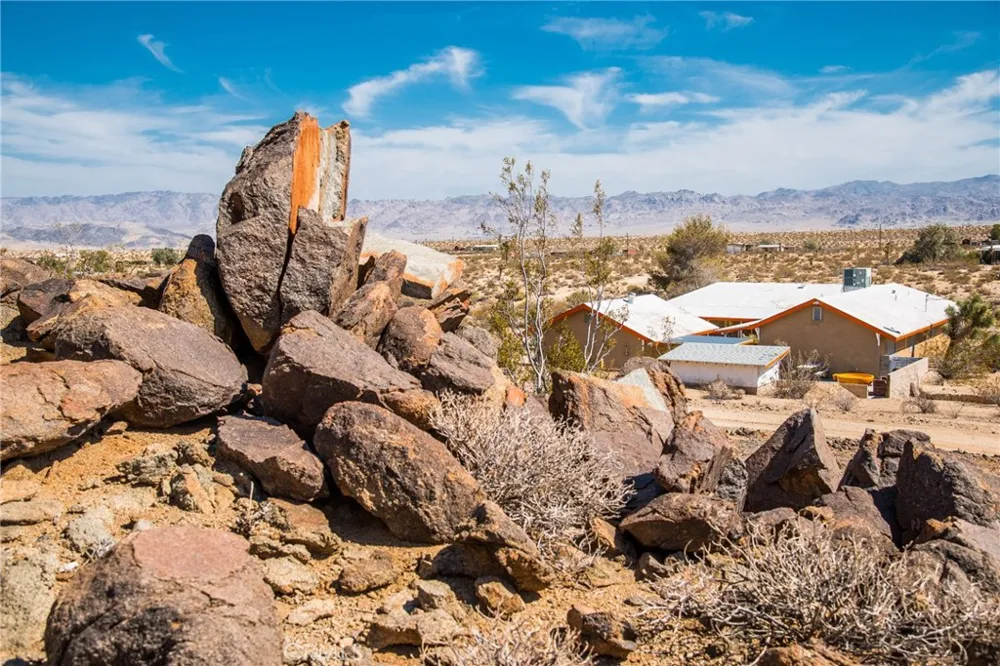 63525 Moonlight Mesa Joshua Tree, CA 92252