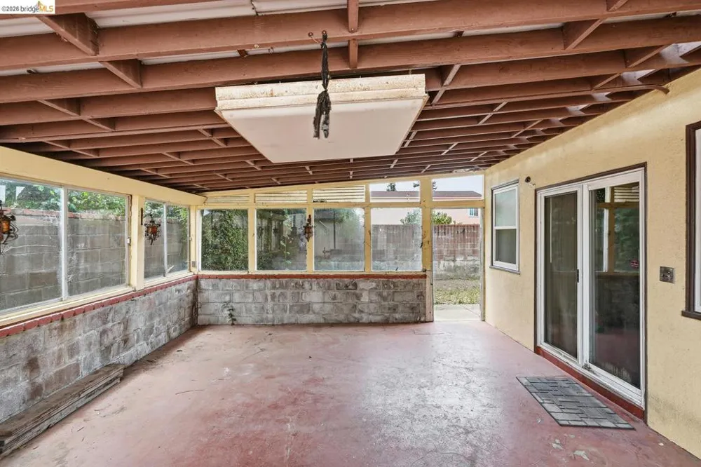 2364 Grant AVE Richmond, CA 94804