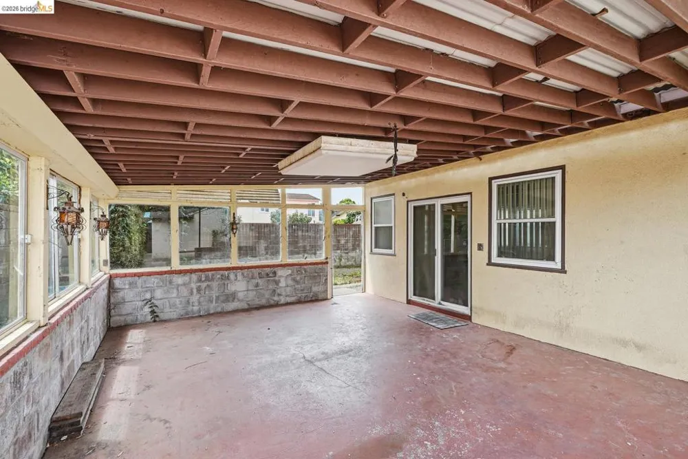2364 Grant AVE Richmond, CA 94804