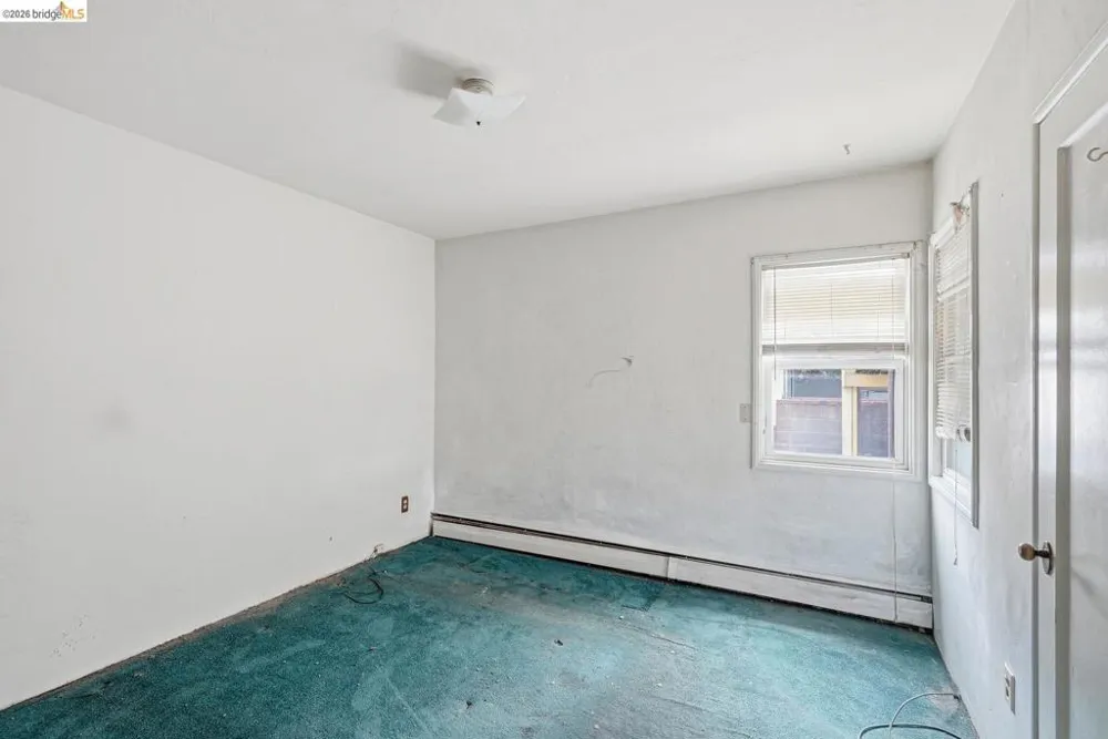 2364 Grant AVE Richmond, CA 94804