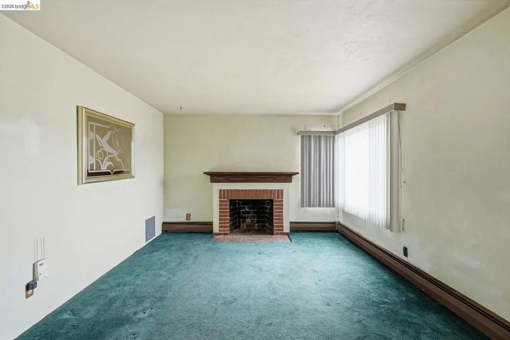 2364 Grant AVE Richmond, CA 94804
