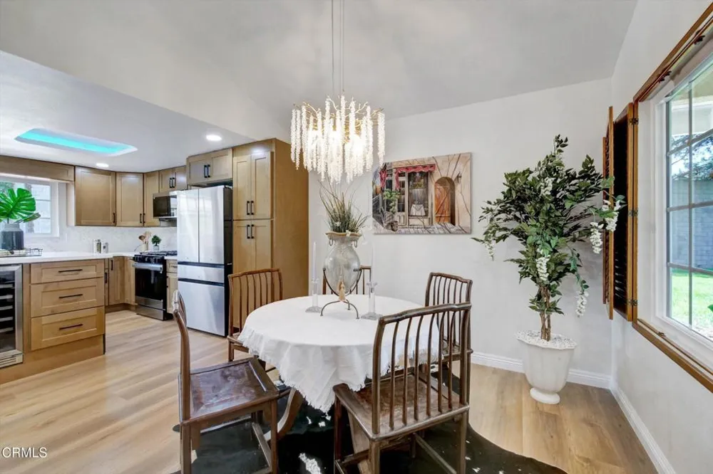 295 E Blue Mountain Way Claremont, CA 91711