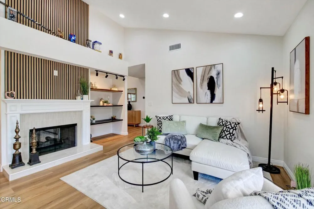 295 E Blue Mountain Way Claremont, CA 91711