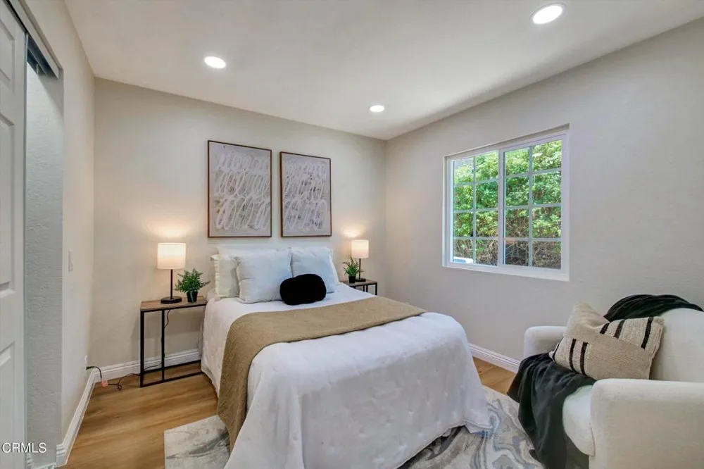 295 E Blue Mountain Way Claremont, CA 91711